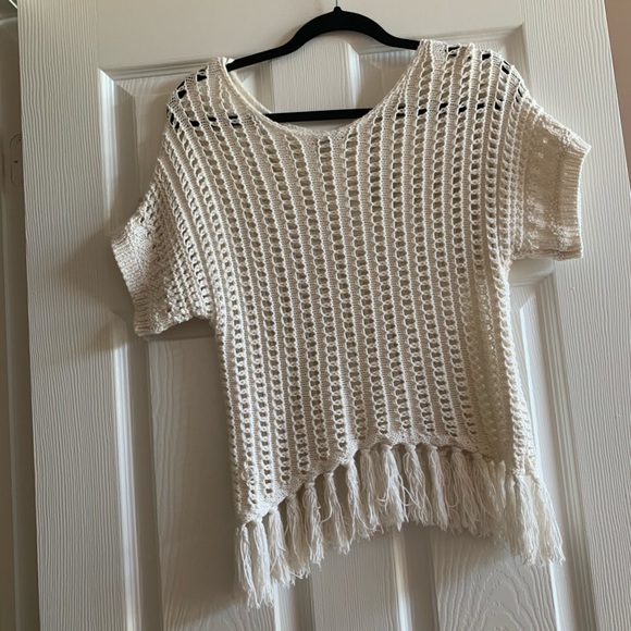 Cream Crochet Top with Tassles - Picture 2 of 3